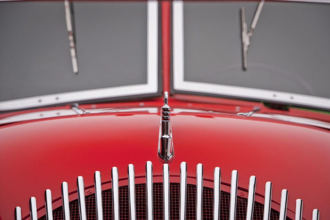 Dodge Airflow Tank Truck (1939) - Grille detail